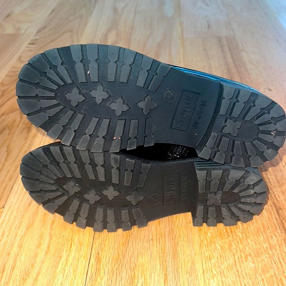 Black boots - Picture 4 of 5